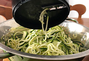 Gemüsespaghetti Spiralschneider